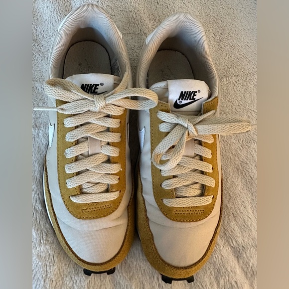 nike vintage daybreak shoes